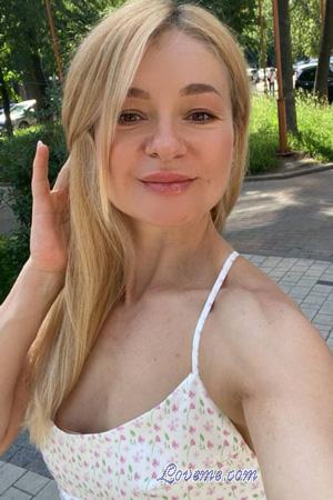 224224 - Valentina Age: 46 - Ukraine